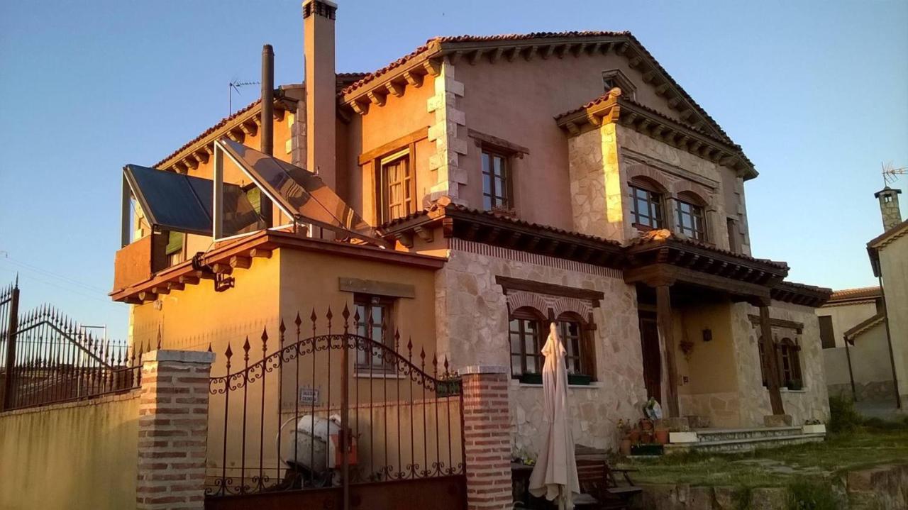 Гостевой дом El Camino Real Villovela de Piron Экстерьер фото